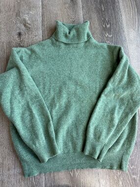 United Colors Of Benetton Lambswool Soft Green Turtleneck Made in Italy 0548